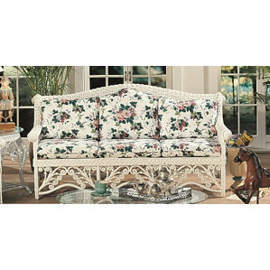 Mathys Traditional Sofa by August Grove