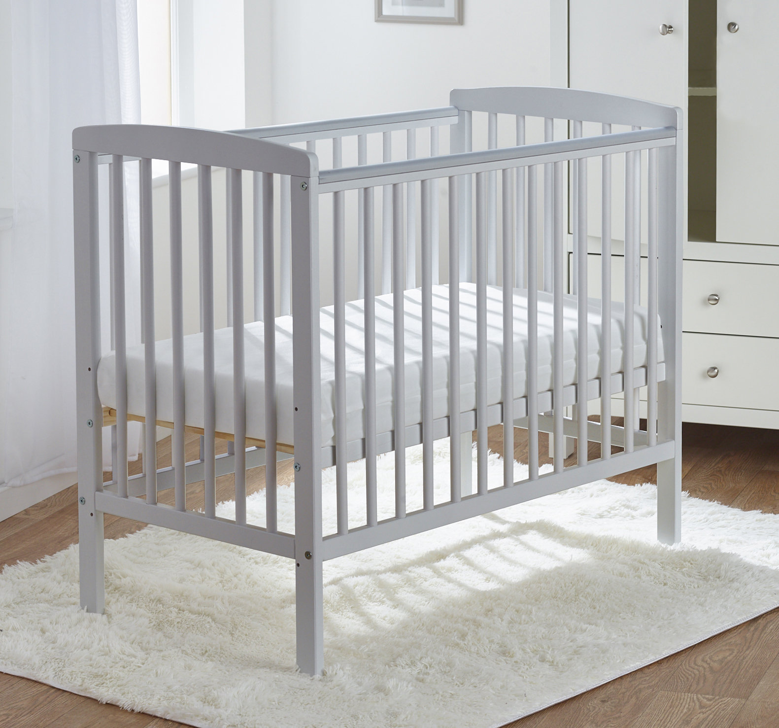 bryana mini cot with mattress