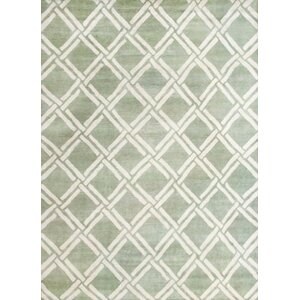 Bombaye Hand-Knotted Green/Ivory Area Rug