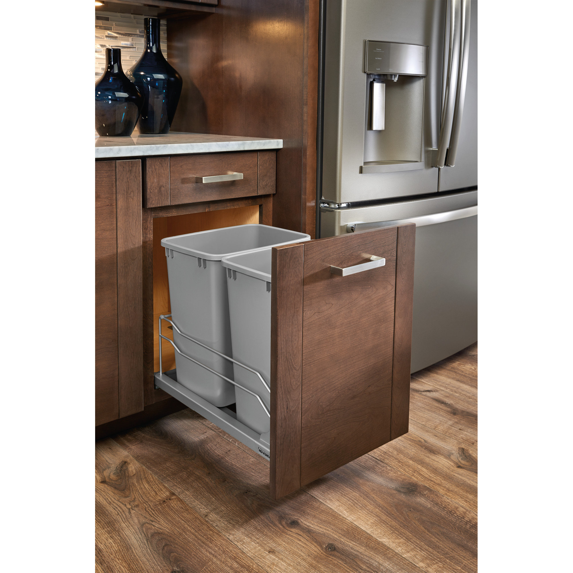 Rev A Shelf 8 75 Gallon Pull Out Trash Can Reviews Rev A Shelf 8 75 Gallon Pull Out Trash