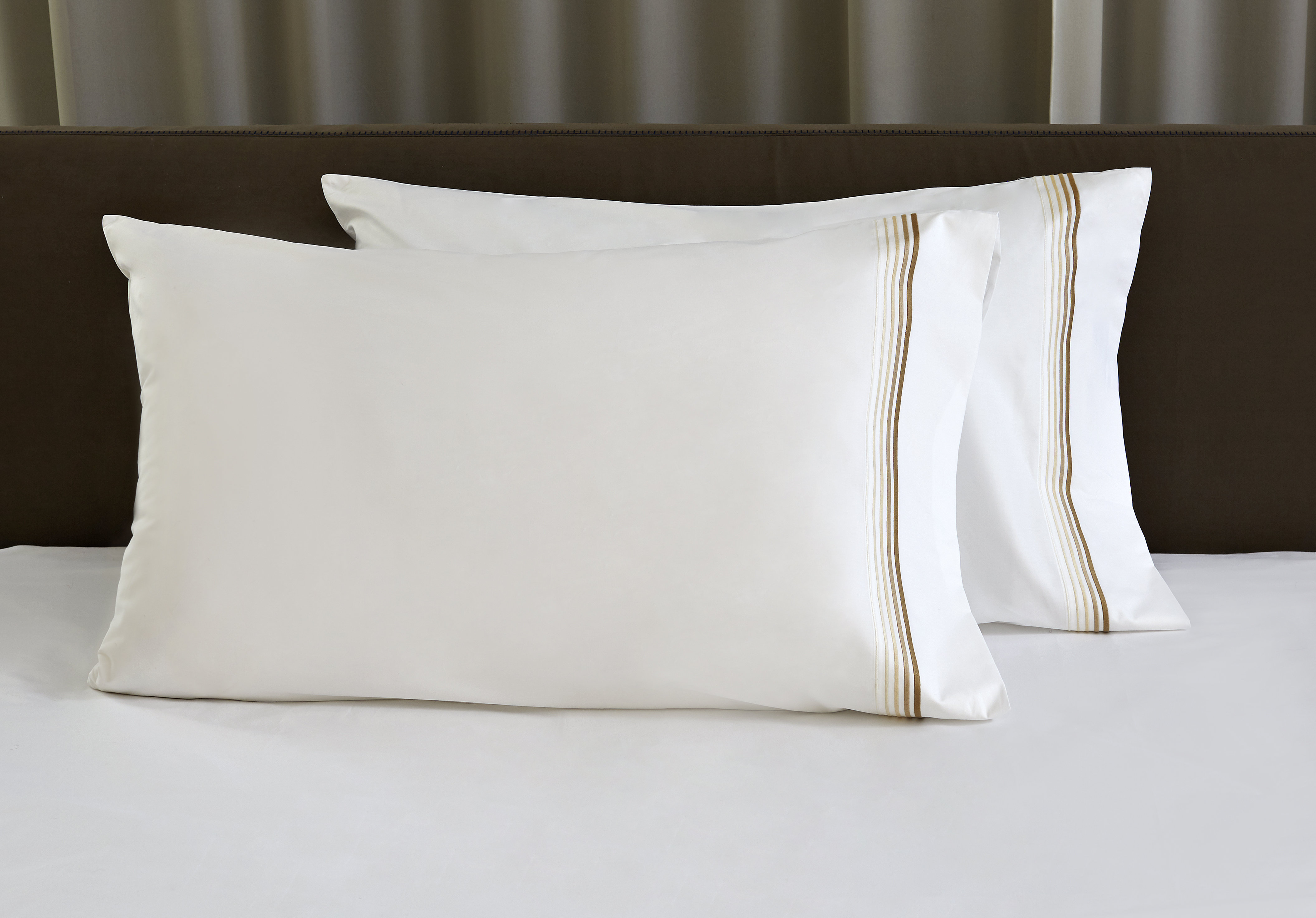 Signoria Firenze Casale 400 Thread Count Egyptian Certified Cotton Percale Pillowcase Case Pack Perigold