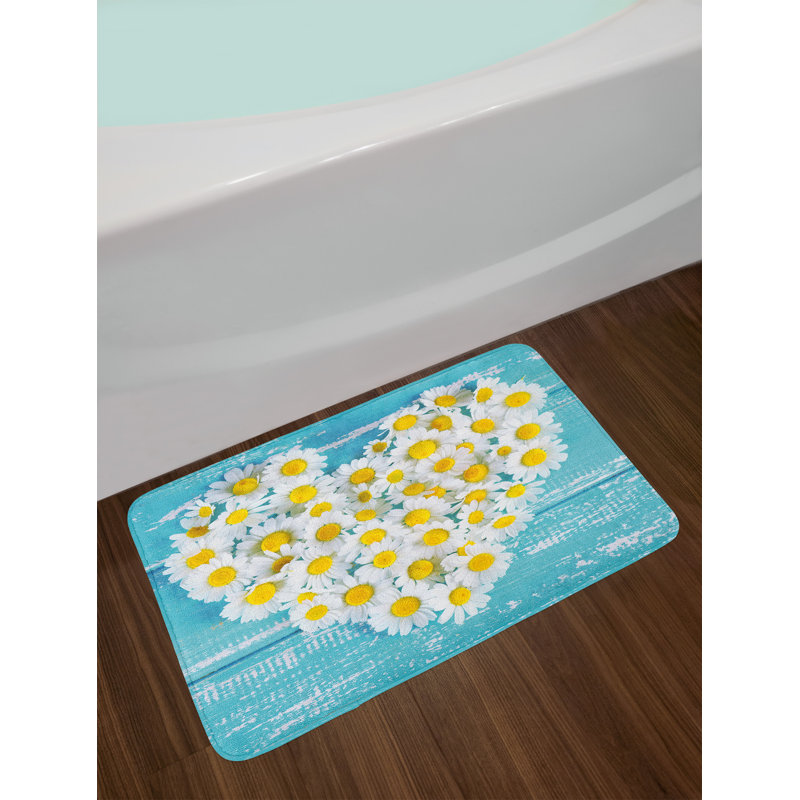 Heart Shaped Daisy Bath Rug