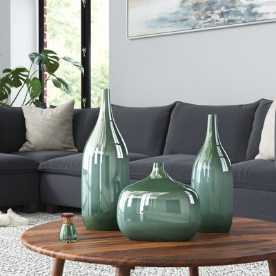 Weedman 3-Piece Set of Ceramic Table Vases