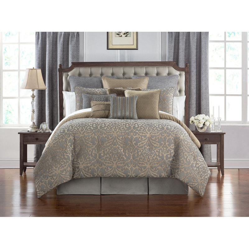Waterford Bedding Carrick 4 Piece Reversible Comforter Set