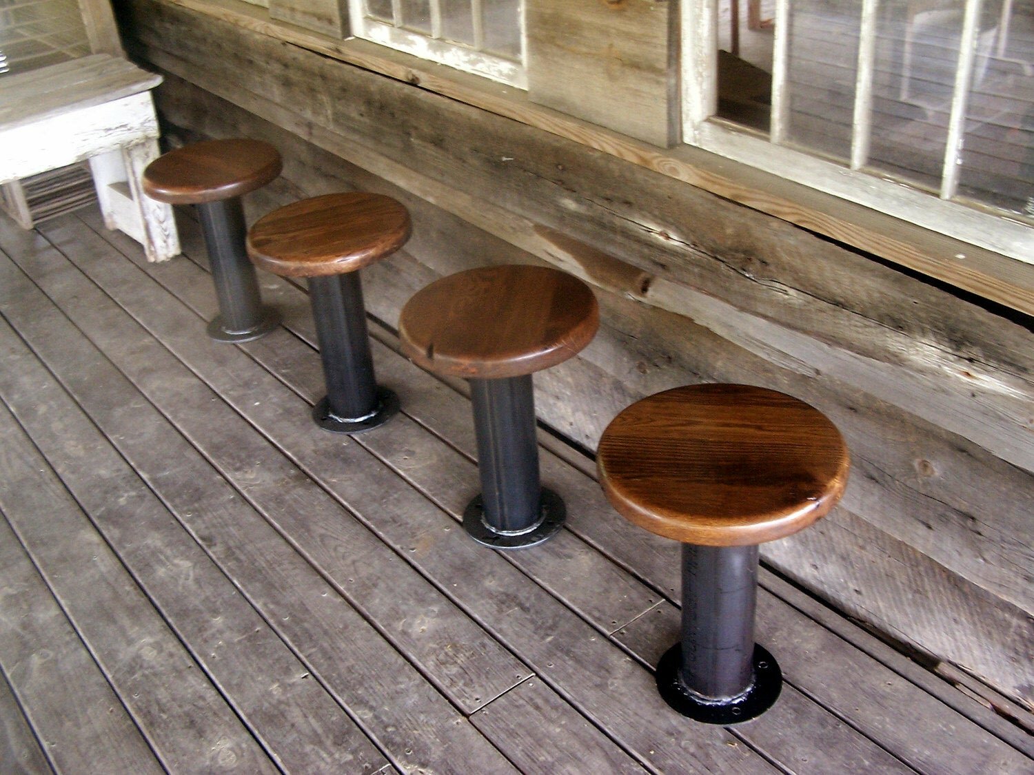 pedestal stool