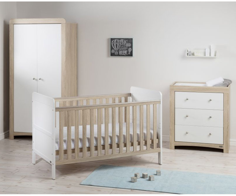 Isabelle Max Oliver Cot Bed 3 Piece Nursery Furniture Set