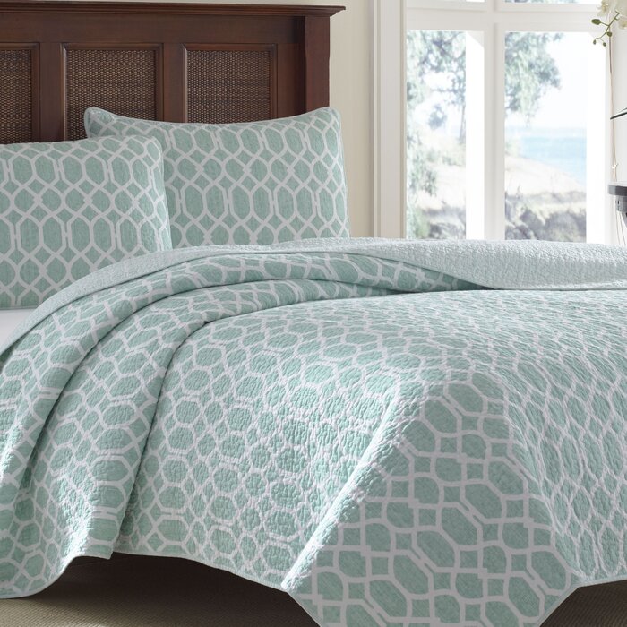 Tommy Bahama Home Catalina Trellis Reversible Quilt Set Reviews