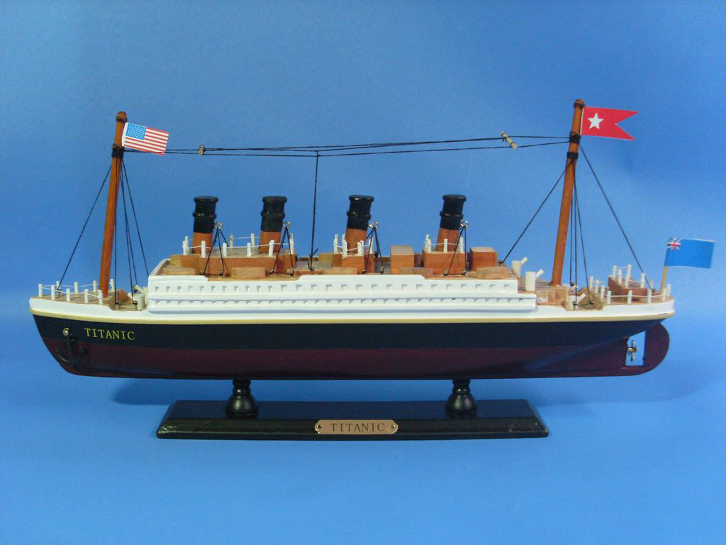 rms titanic toy