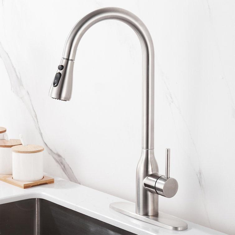 Pull Down Single Handle Kitchen Faucet With Deck Plate