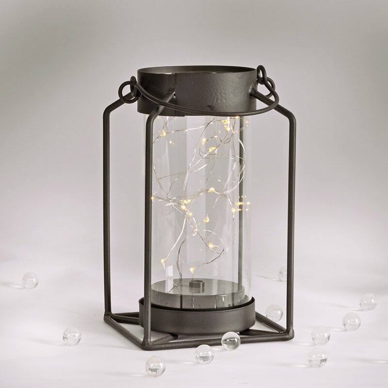 battery lantern lights