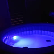 Jet Vinyl Round Inflatable Hot Tub in 