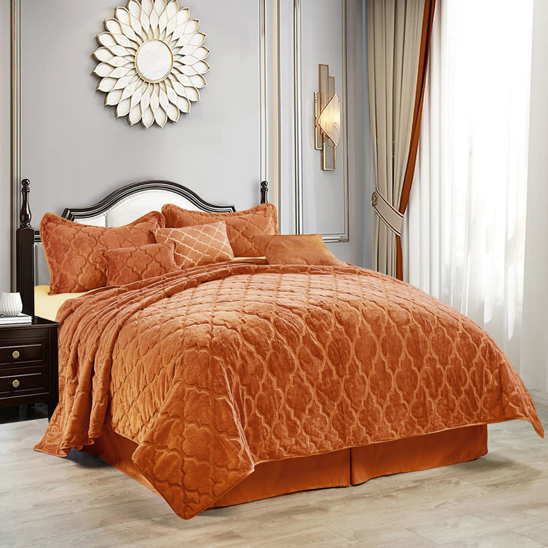 Currey Microfiber Modern & Contemporary 7 Piece Quilt Set Color: Black, Size: King Quilt