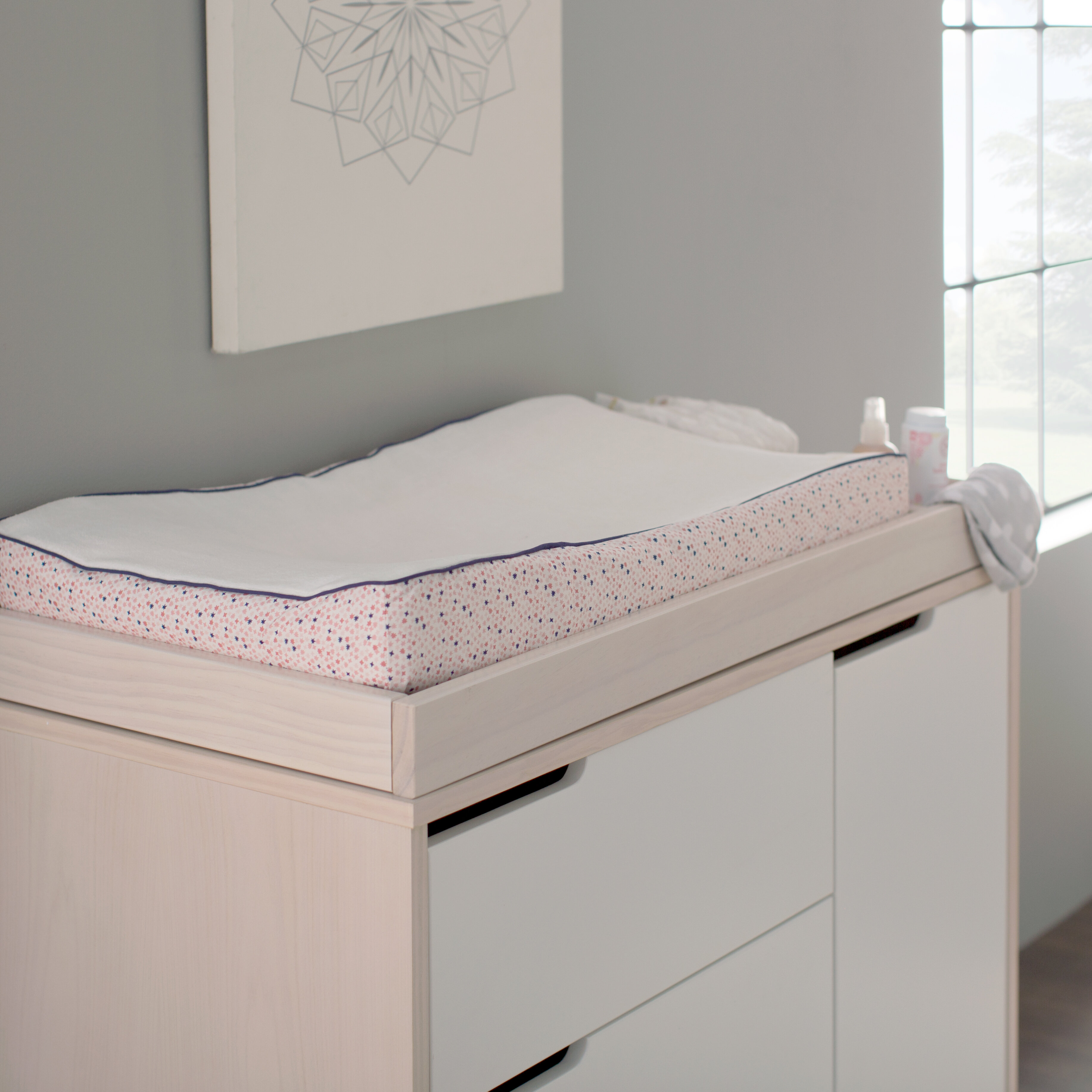 bloom changing table