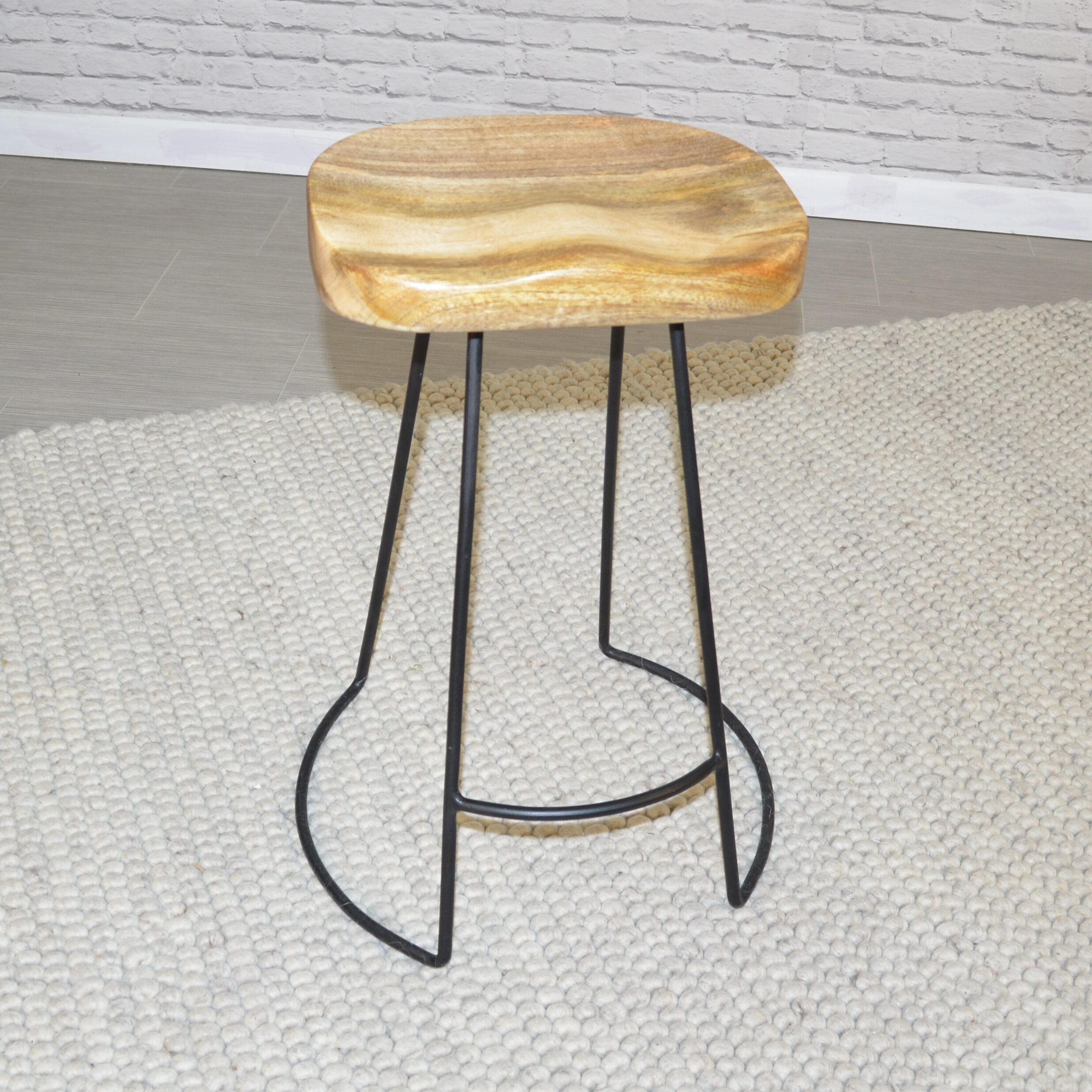 63cm bar stool