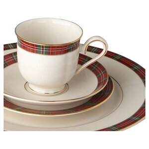 Winter Greetings Plaid 5 Piece Place Setting, Service for 1