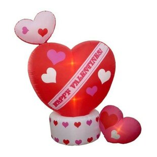 Valentine S Day Outdoor Holiday Decorations You Ll Love In 2020