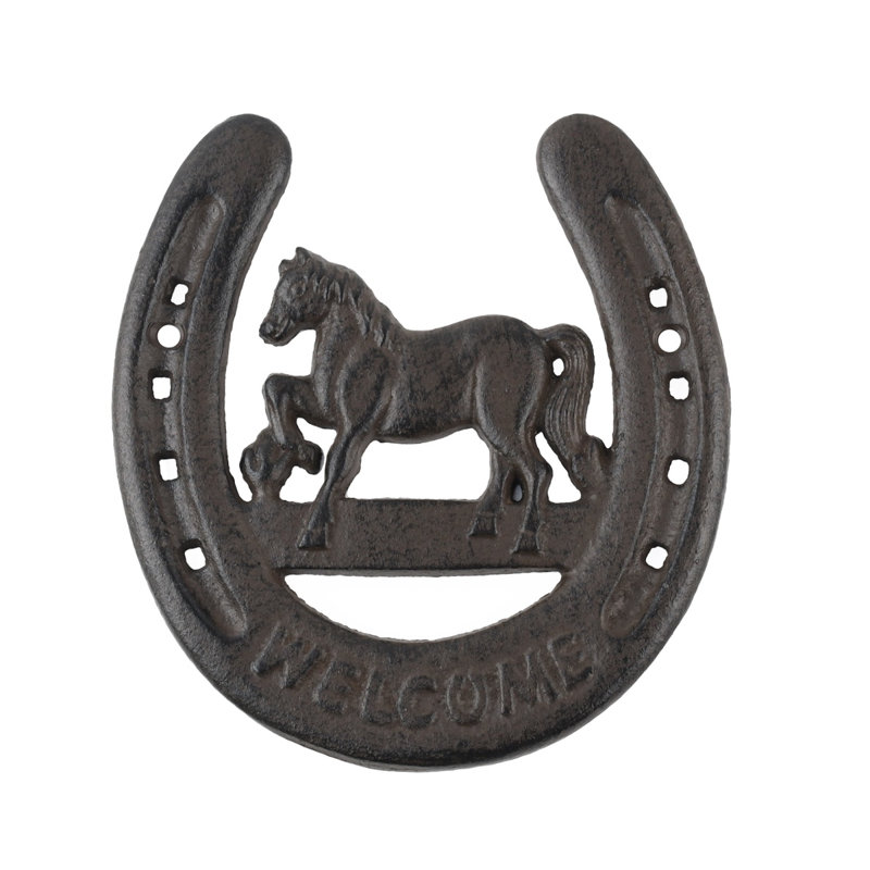 Millwood Pines Terri Welcome Horseshoe Metal Horse And Shoe Man