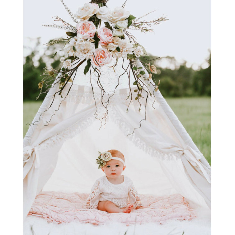 baby girl teepee