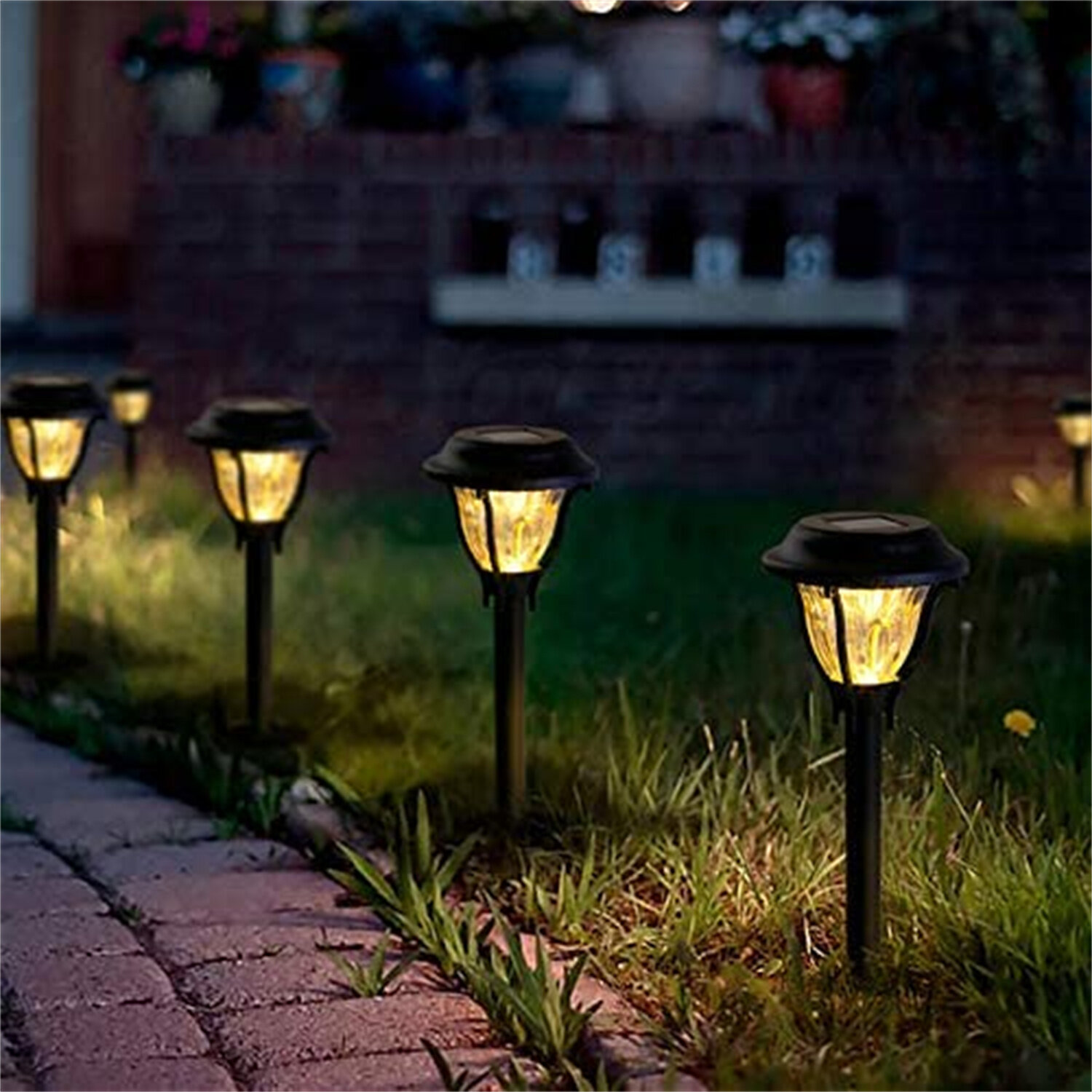 Stainless Steel IP44 Waterproof Auto On/Off Outdoor LED Pathway Landscape Solar Lights for Garden Cold White Yard … Patio Path and Walkway. GIGALUMI Solar Pathway Lights 12 Pack