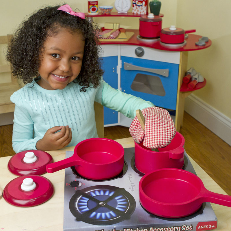play food and pots and pans