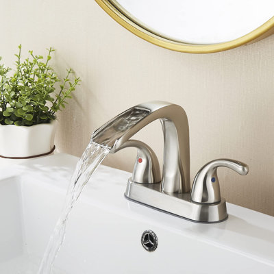 Centerset Bathroom Faucet with Drain Assembly