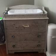 aviron changing table