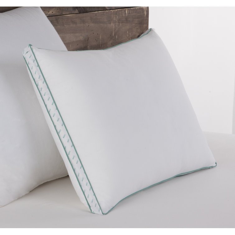 simmons jumbo pillow