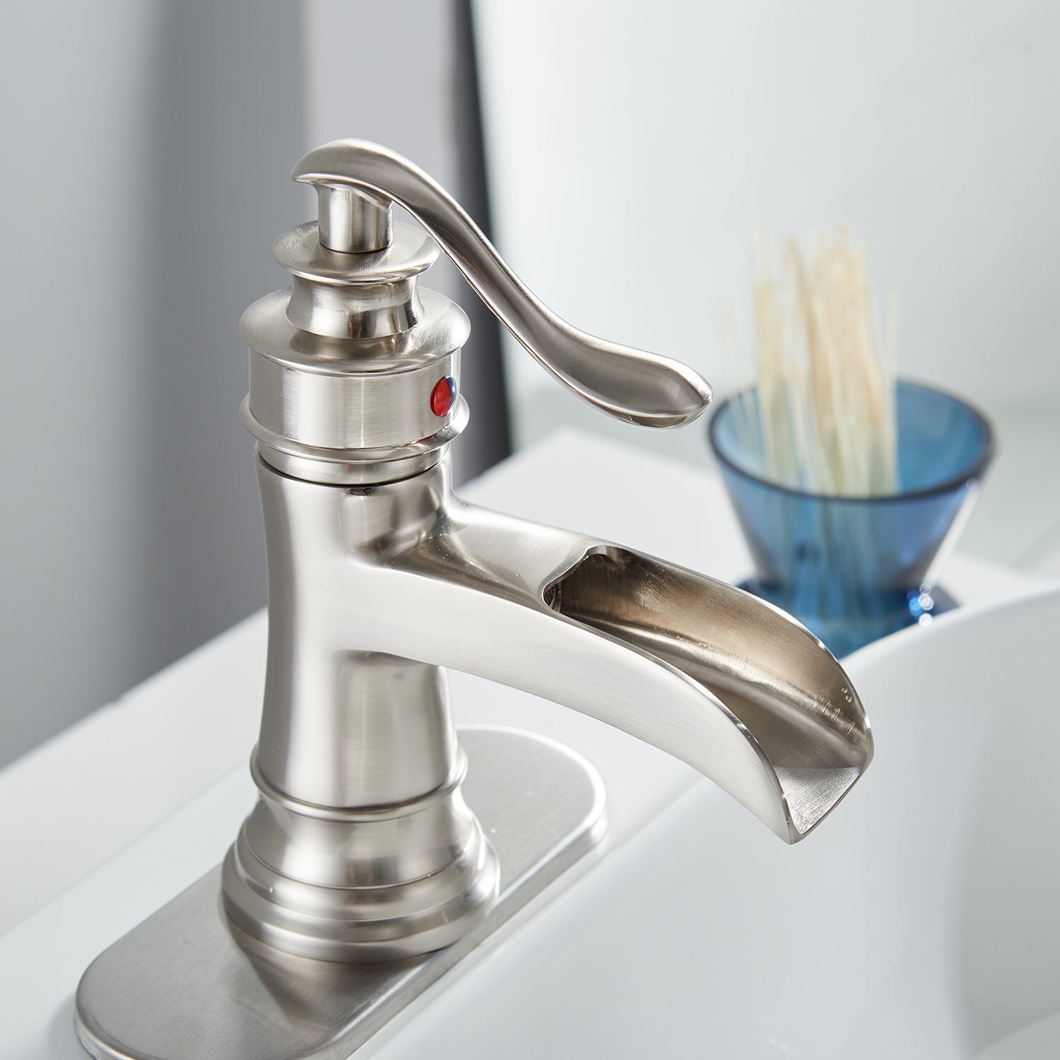 Waterfall Bathroom Faucet Single Handle/Hole Bath Sink Faucet Chrome Mixer Tap 