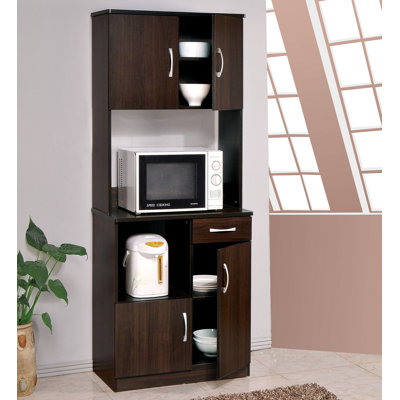 Maeda 70 Kitchen Pantry Latitude Run