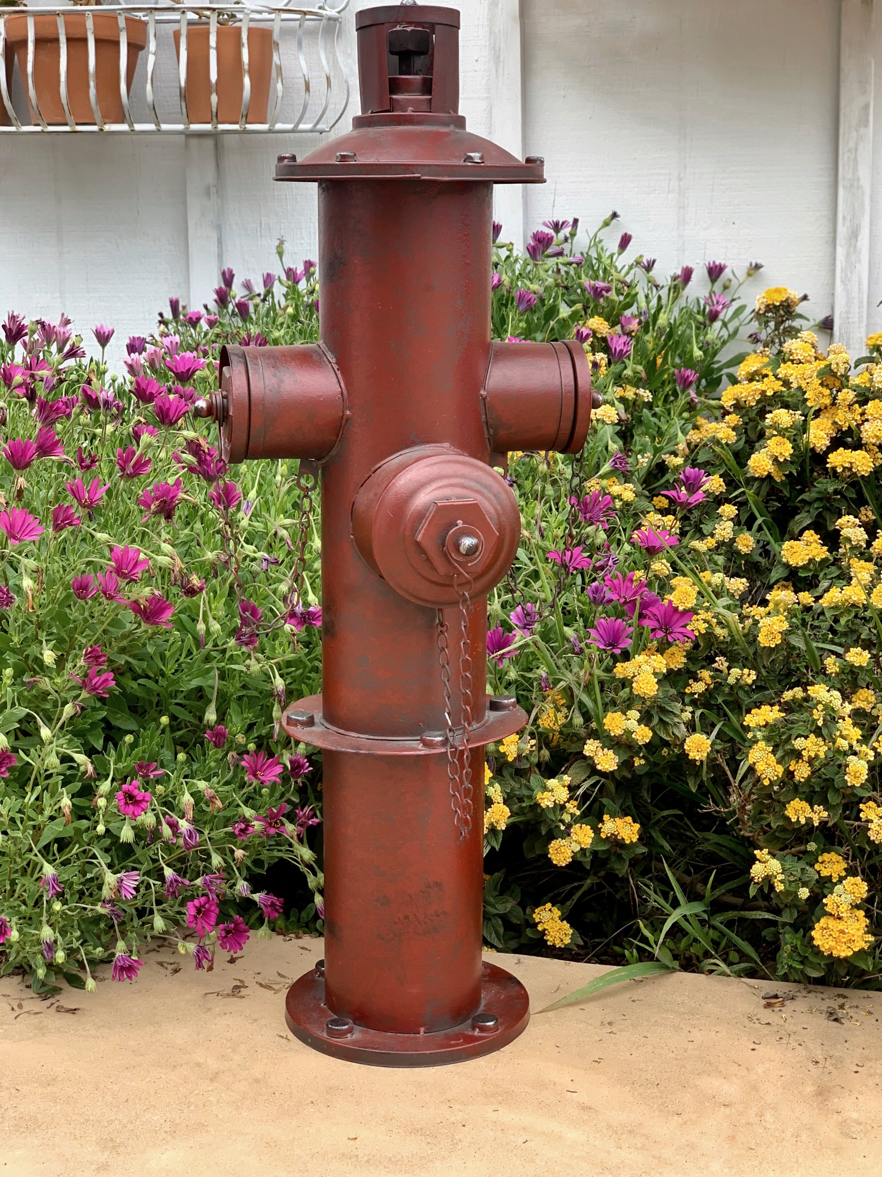 Vintage Style Fire Hydrant Statue Dogs Red Metal 3 Nozzle Patio Yard Decor 23 In