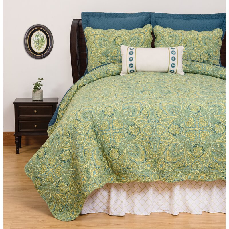 August Grove® Farnham Paisley Reversible Quilt Set & Reviews | Wayfair