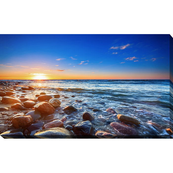 PicturePerfectInternational 'Pebbly Beach in Rozewie ...