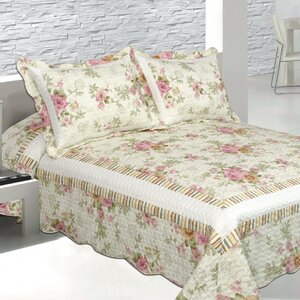 Pretty Vista 3 Piece Reversible Quilt Set