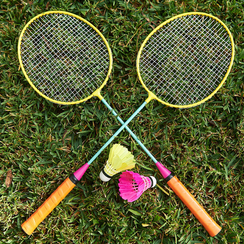 Suitable for Family Playing Lawn Or Beach Game Set Portable Outdoor Badminton Combination Set Badminton System FeiFei66 Badminton Set for Adults Children Multicolor