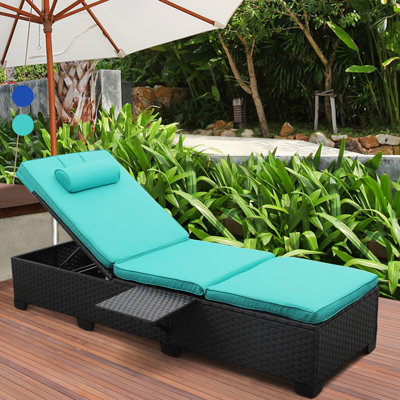 Persei Outdoor Wicker Chaise Lounge with Foldable Side Table