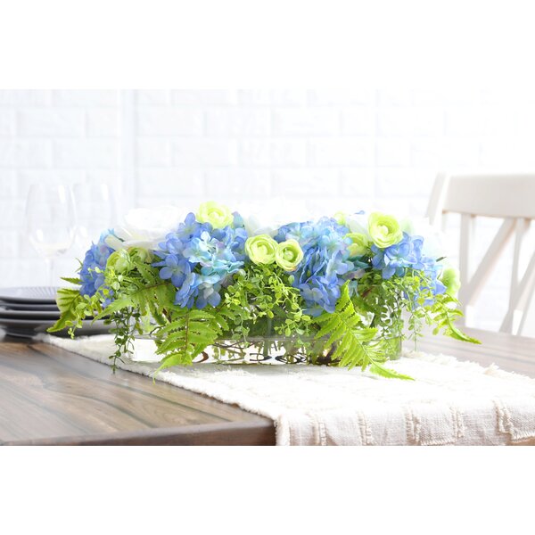 DarbyCreekTrading Hortensia bleu, rose Diana blanche, renoncule verte,  arrangement floral de printemps fougère mixte dans un vase ovale - Wayfair  Canada