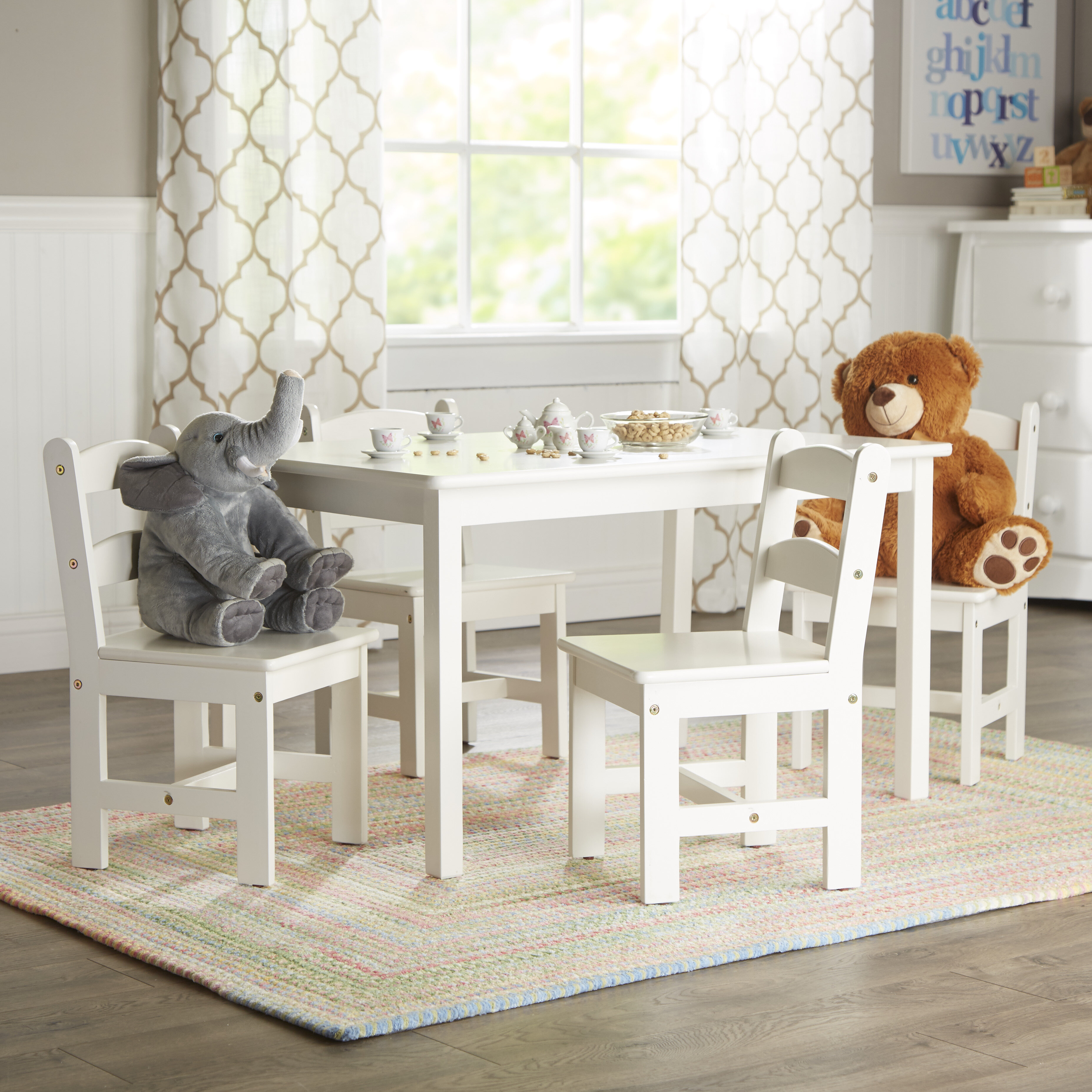 kids white table and chairs