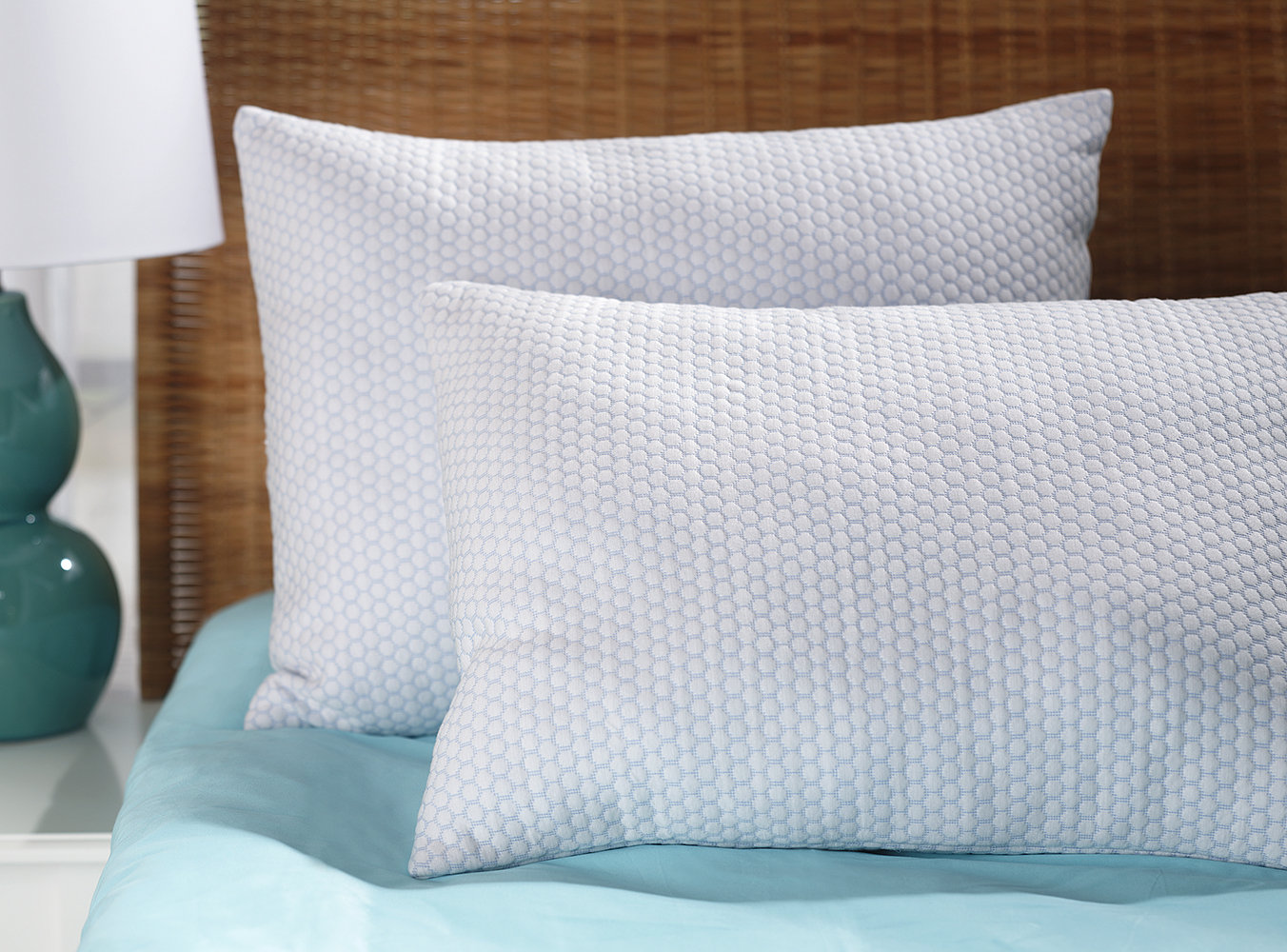 how to clean white pillows