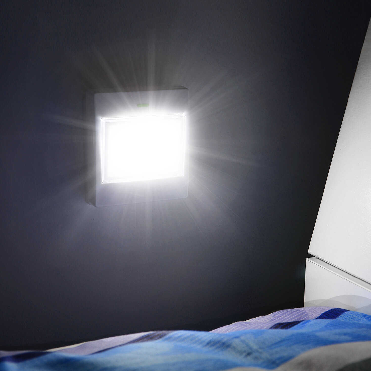 LED Night Light COB LED Cordless Switch Wall Light Battery Moon Lamp Under LED 