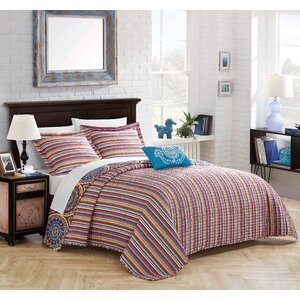 Harlingen 6 Piece Reversible Quilt Set