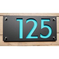 16W x 7.5H Custom Hartford Standard Wall Commercial Plaque with Arrow 