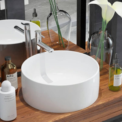 Pn05nryzkrux5m Modernes badmöbelset bestehend aus edlem gussmarmor waschbecken, unterschrank mit blum(tm) schanier und spiegel (optionaler seitenschrank). https www wayfair de marke bnd belfry bathroom b39596 html