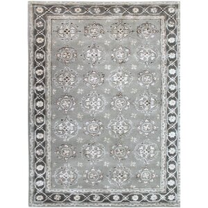 Urban Hand-Tufted Gray Area Rug