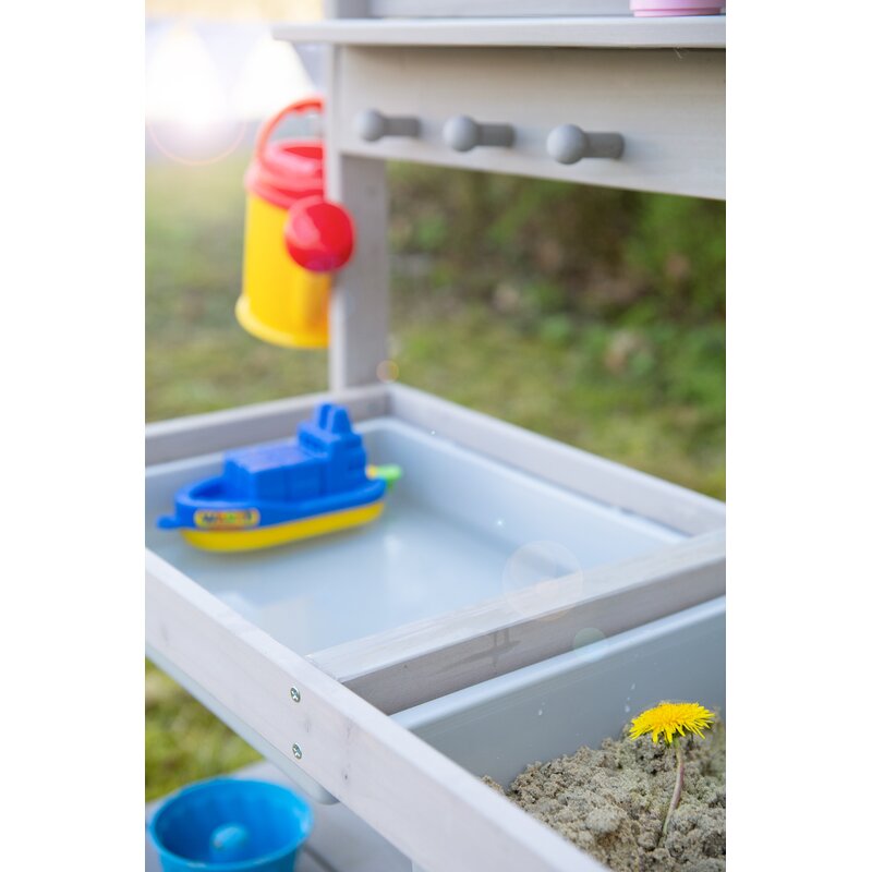 deluxe sand and water table