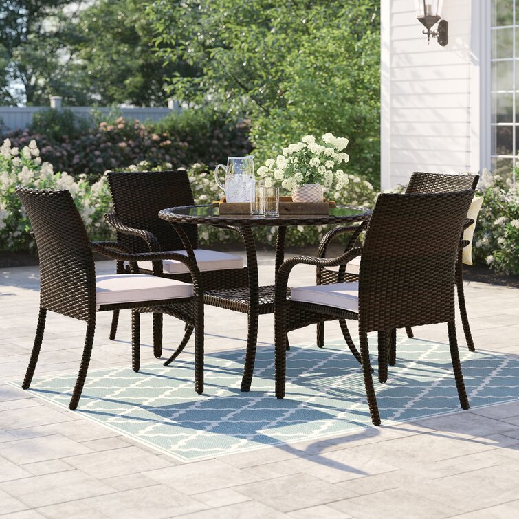 5 piece round table patio set