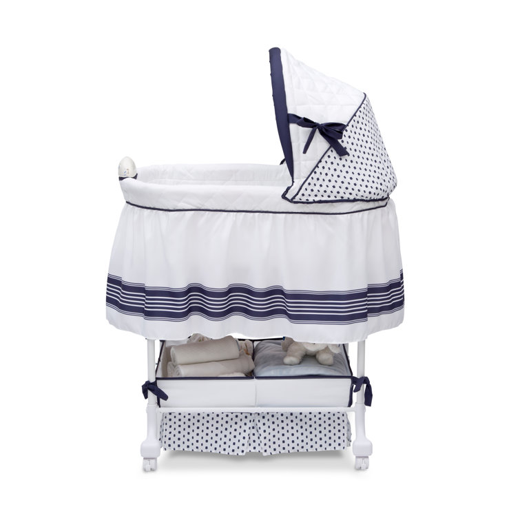 delta bassinet gliding