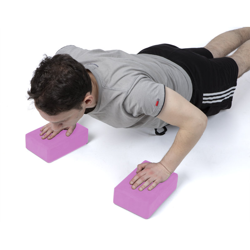 2 yoga blocks