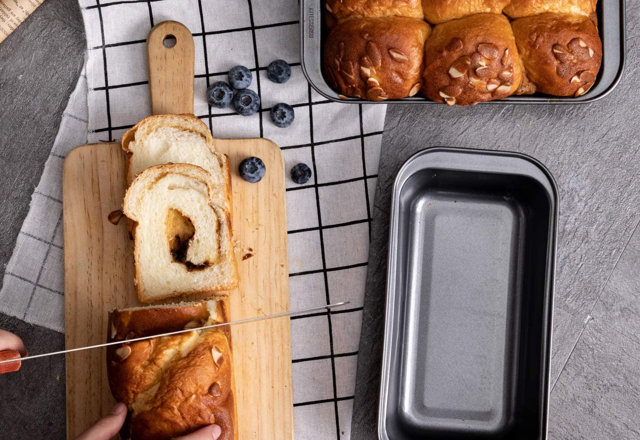 Bread & Loaf Pans Under $19.99