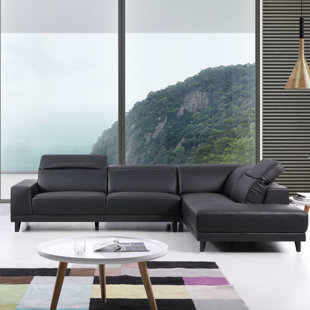 Savanna Sectional by Kingway INC