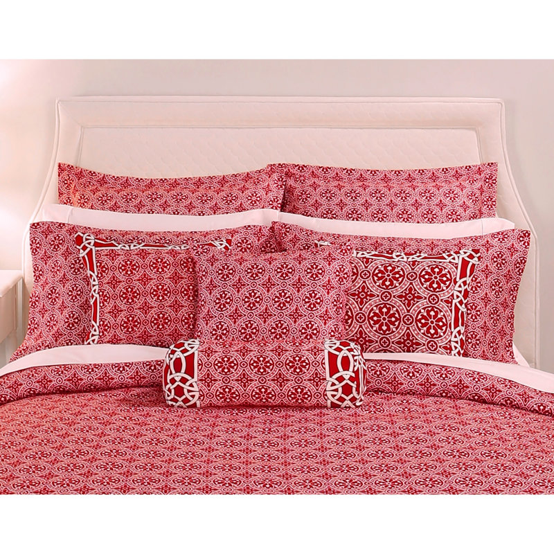 Bungalow Rose Rowles Decorative Voyagers Medallion Comforter Set